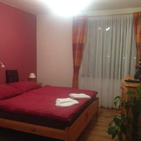 Crystal Jasna Pavčina Lehota